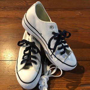 Chuck Taylor All Star Platform Low Top